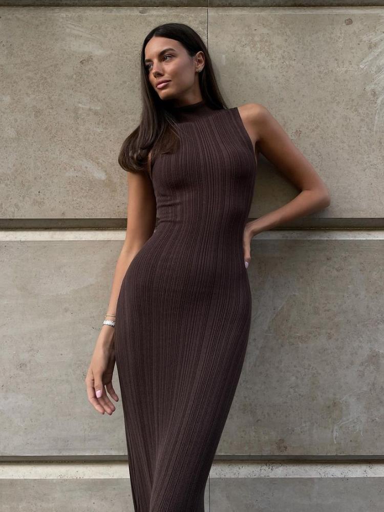 Elegant High Collar Sleeveless Knitted Dress for Autumn/Winter