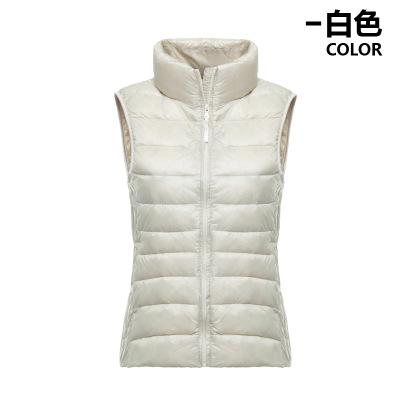 New in autumn and winter, genuine ultra-thin women's down jacket, vest, vest, vest, slender short, large size.