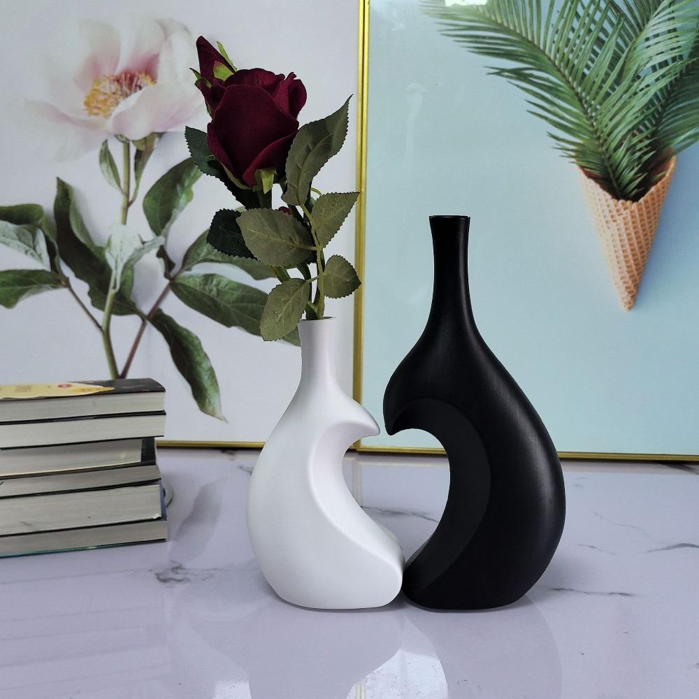 

A Set Elegant Irregular Shape Vase Heart-Shaped Flower Arrangement Vase Modern Ceramic Vase Style1
