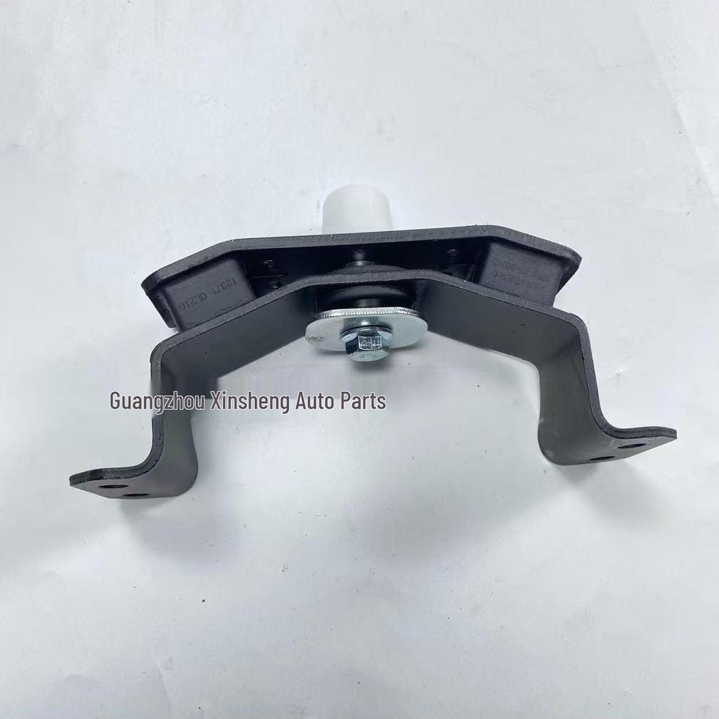 12371-0L210 Compatible with Hilux REVO 1GD/2GD Gearbox Rubber Pad