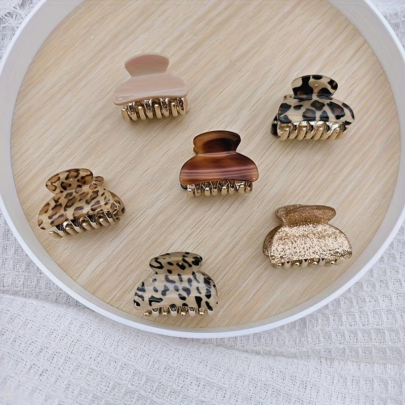 

6Pcs elegant leopard print hair clips. Secure hold for updos and ponytails, suitable for daily and formal occasions, perfect as gifts.