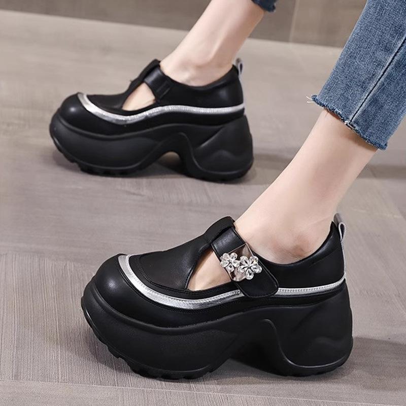 

2025 новые повседневные лоферы-маффины женские модные одинарные туфли толстая подошва внутренняя высота увеличение липучка стразы универсальные 40 чёрный