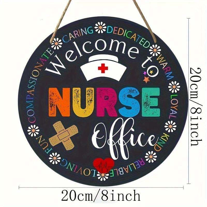 

2D Flat Welcome To Nurse s Office - Round Wooden Sign, Perfect Thank You Gift & Door Decor for Nurses, Includes Garden Flag & Hanger, 20*20cm