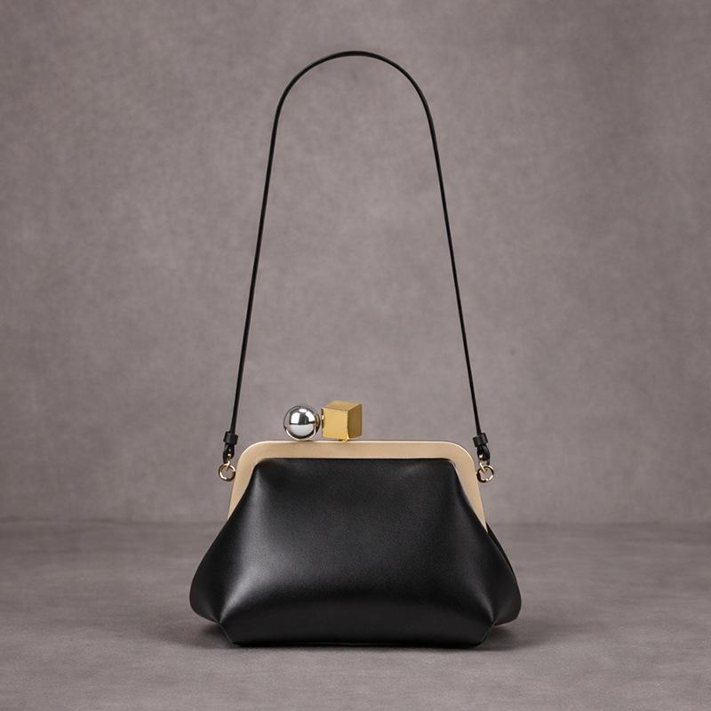Light Luxury Retro Clip Handbag Party Dinner Bag Fashion Premium Metal Clip Buckle Change Bag Underarm Bag