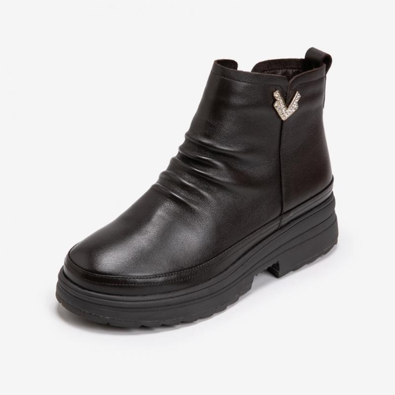Portfolio Portfolio By ESquire Women S Wrinkle Comfort Ankle Fur bootS