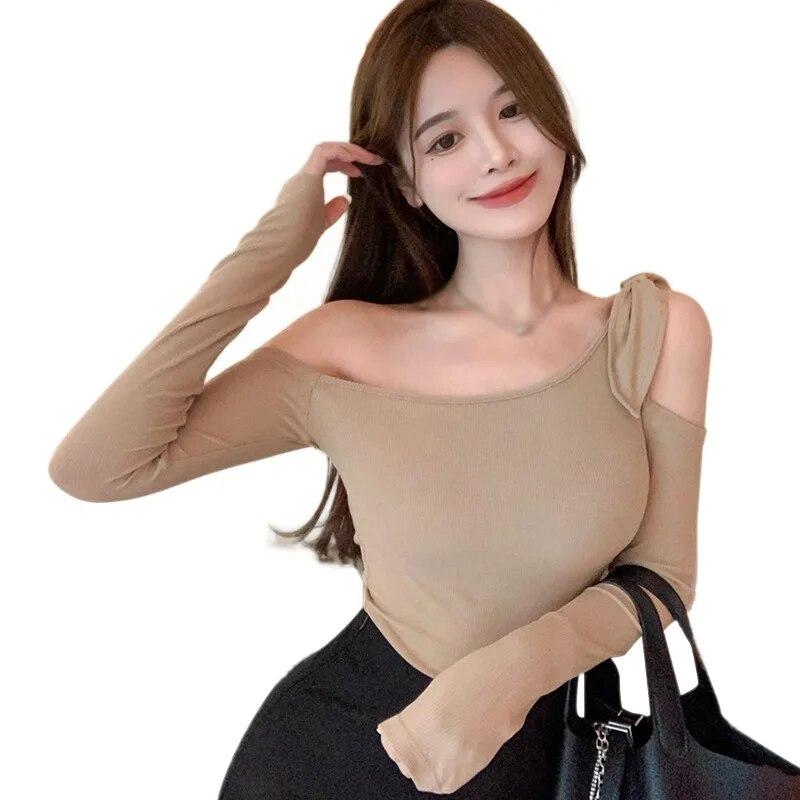 

Женская футболка с открытыми плечами, облегающая блузка, узкая футболка, стильная блузка с длинными рукавами и бантом для девочек, повседневные топы, рубашка One Size