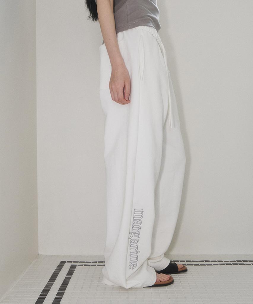 Seuteulaipeumagalin Margarine Logo Wide Sweatpants White