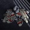 Plastic Fake Skeleton Hands Realistic Spirit Claw Halloween Skeleton Hands  Haunted House Decors