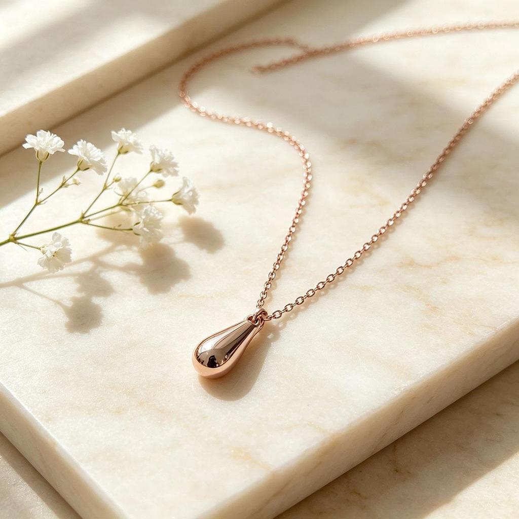Simple Rose Gold Small Drop Necklace Niche Collarbone Chain Women's Daily Bean Pendant Accessories Versatile Jewelry