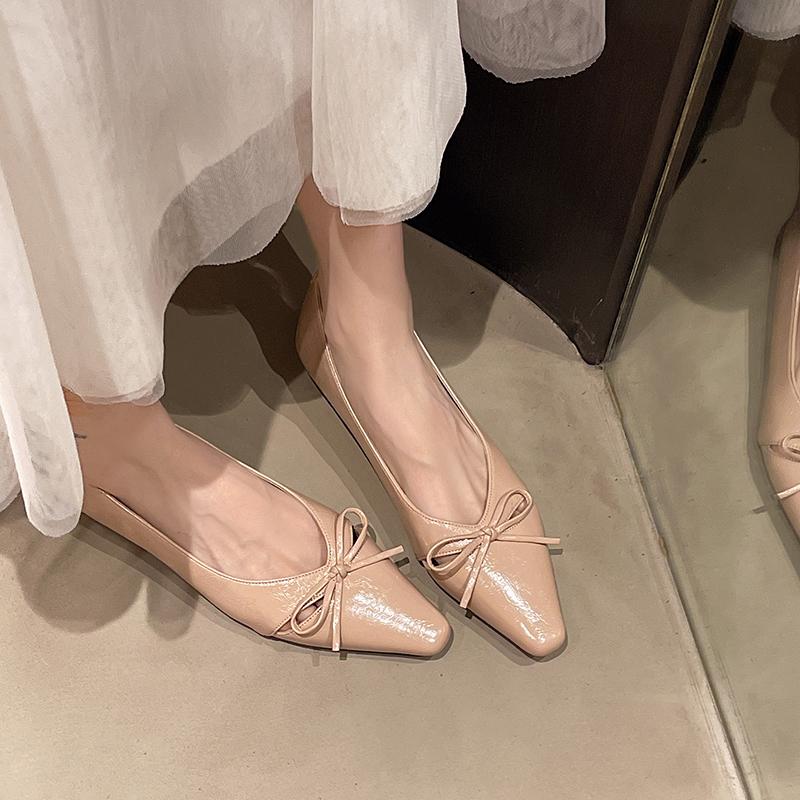 Zapatos de Salón Individuales Cuadrados Pequeños de Temperamento de Moda para Mujer Primavera y Verano Nuevos de Boca Baja Transpirables Huecos con Lazo Planos