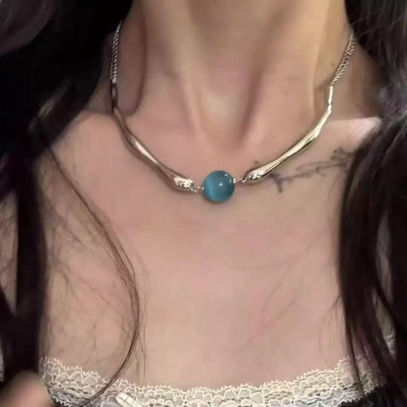 Pearl broken silver necklace women's summer niche high-end temperament neck chain 2026 new collarbone chain