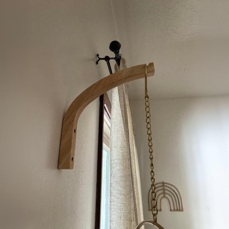 Minimalist Natural Wood Wall Plant Hanger Heavy Duty Hanging Flower Pot Hook for Modern Home Office Wall Decor