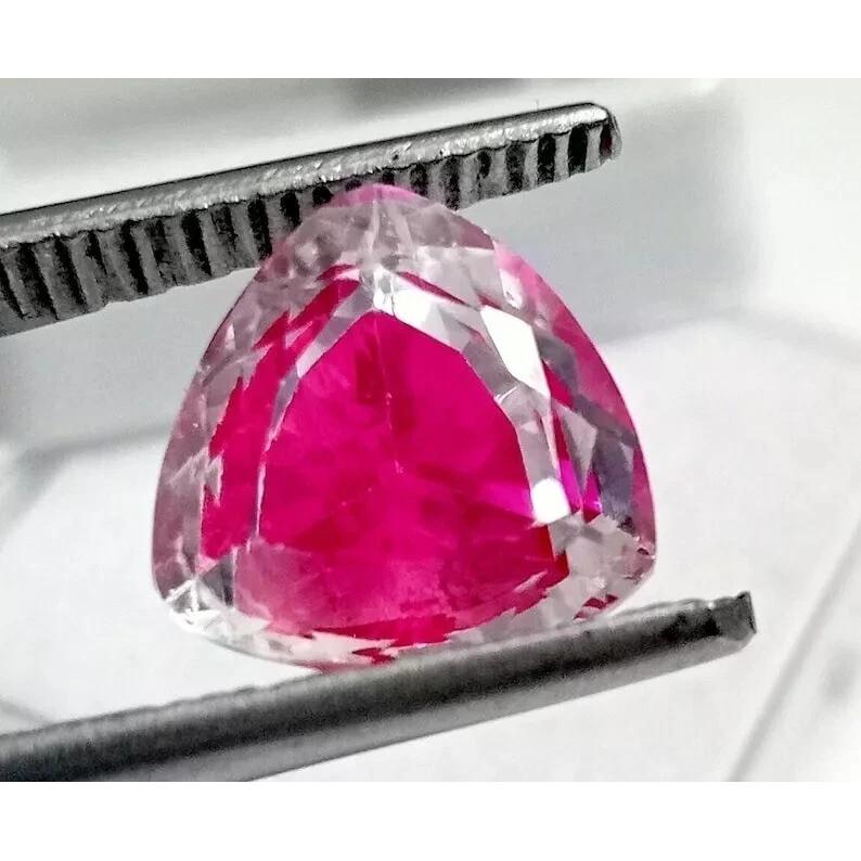 7+ Ct Natural Sapphire Pitambari Trillion Rare Certified Loose Gemstone