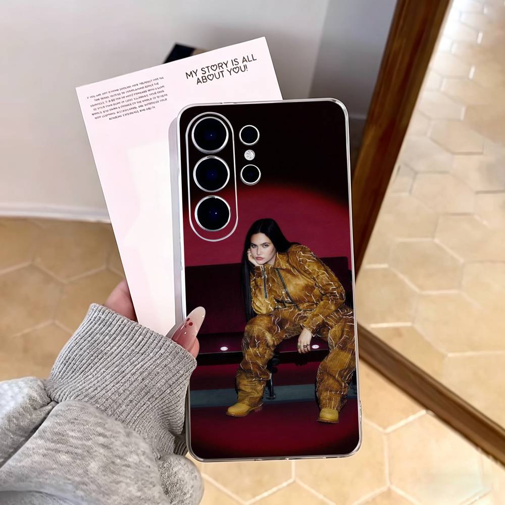 Smoky-voiced singer Sienna Spiro Phone Case For Samsung S25,S24,S21,S22,S23,S30,Ultra,S20,Plus,Fe,Note,10,9,5G Transparent Cover