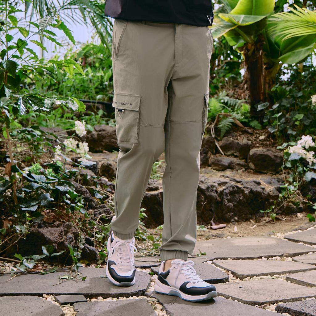 CHALLENGER Men'S Cut-Out Detail Cargo Jogger Pants Light Khaki