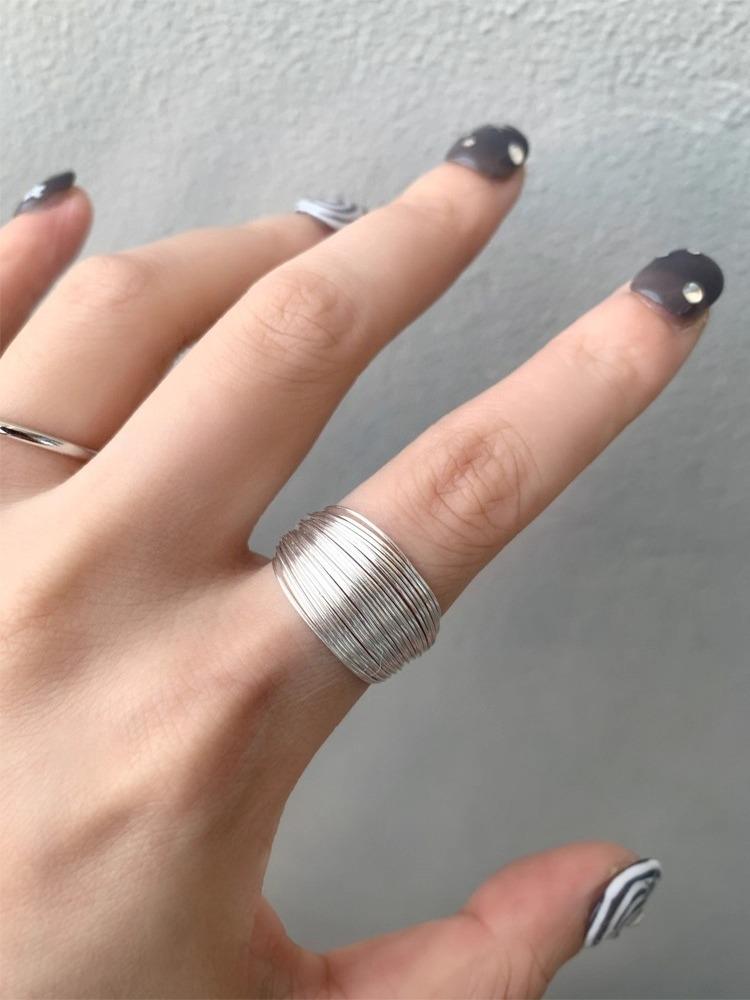 Elegant Adjustable Minimalist Women s Ring - High-Quality Texture, Versatile Multi-line Design