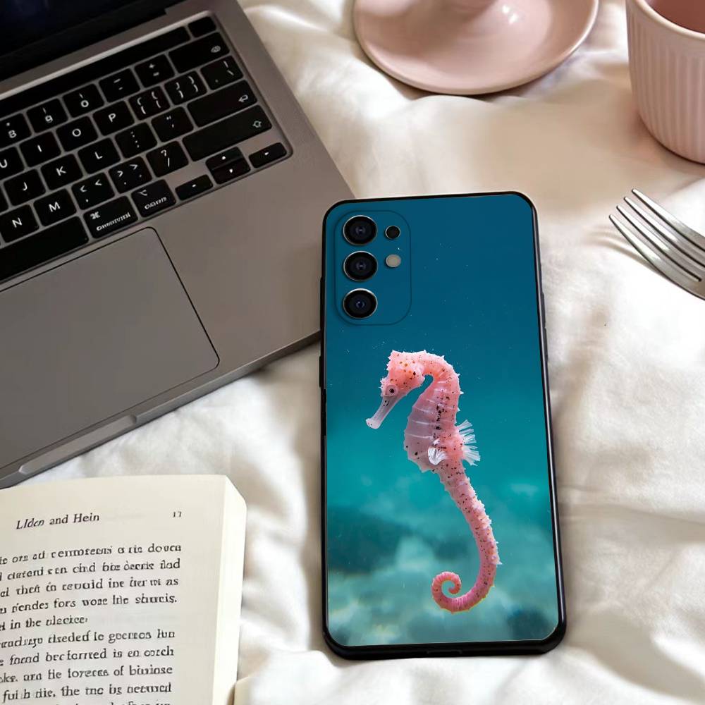 Cool marine life patterns Phone Case For Samsung S25,24,23,22,30,21,10,9,Ultra,Plus,Lite,FE,4,5 G Soft Black Case