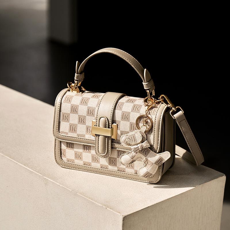 Mrs. Qiao High-End Bag for Women 2025 New Autumn Winter Trendy Crossbody Bag Women's Light Luxury Brand Handbag Gift