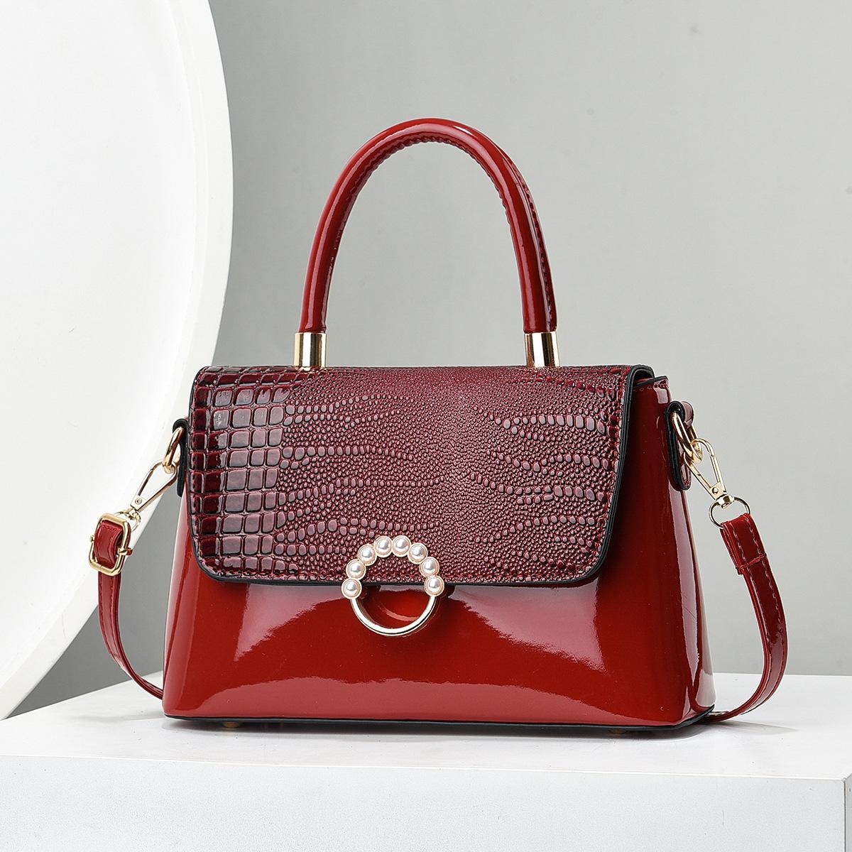 

Новые модные женские сумки через плечо, высококачественная сумка-тоут Boston Bright Leather, женские сумки, сумки на ремне, маленькая квадратная сумка