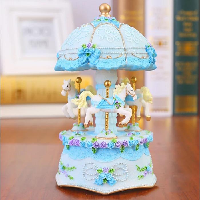 Modern Flashing LED Light Resin Carousel Music Box Kids Ornament Crafts Birthday Wedding Gifts Home Desk Accessories Decoration