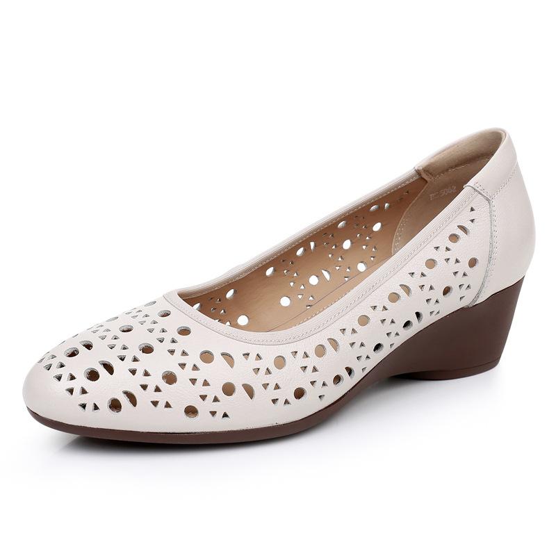 Fashion Summer New Genuine Leather Women's Sandals Fashion Wedges Mom Shoes Anti Slip Hollow Single Shoes Soft Soled Retro Women Shoe 43