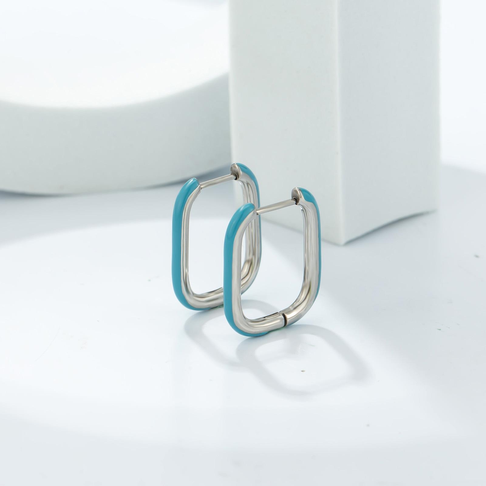 

Fashion Exaggerated Temperament Women s Earrings Earrings Earrings Ear Buckles Glue Design Sense Cold Wind Jewelry