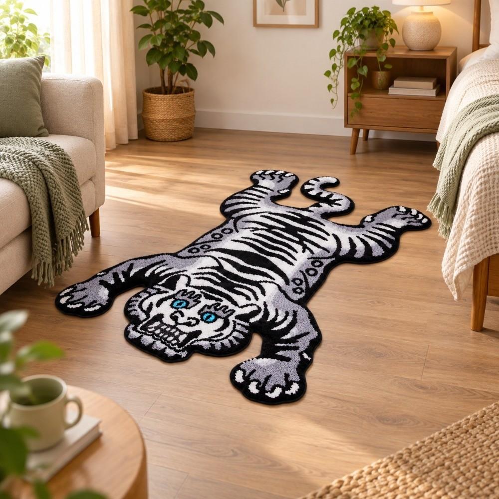 Non-Slip Tiger Area Rug Imitation Cashmere Cartoon Carpet Soft Home Decor Carpet  Bedrooms