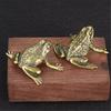 Brass Frog Shelf Decors Accent Animal Figurines Tabletop Centerpieces Home Decorations Retro Frog Decorative Objects