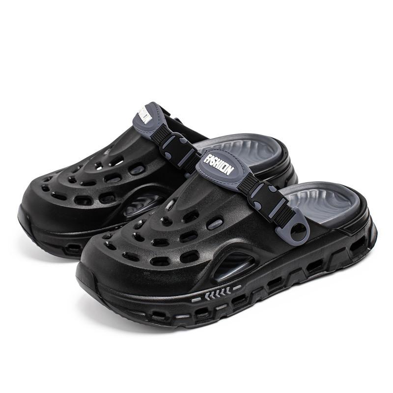 Sandals are fashionable and versatile, personalized and trendy, two-wear travel, summer hole shoes, hollow thick soles, comfortable sandals