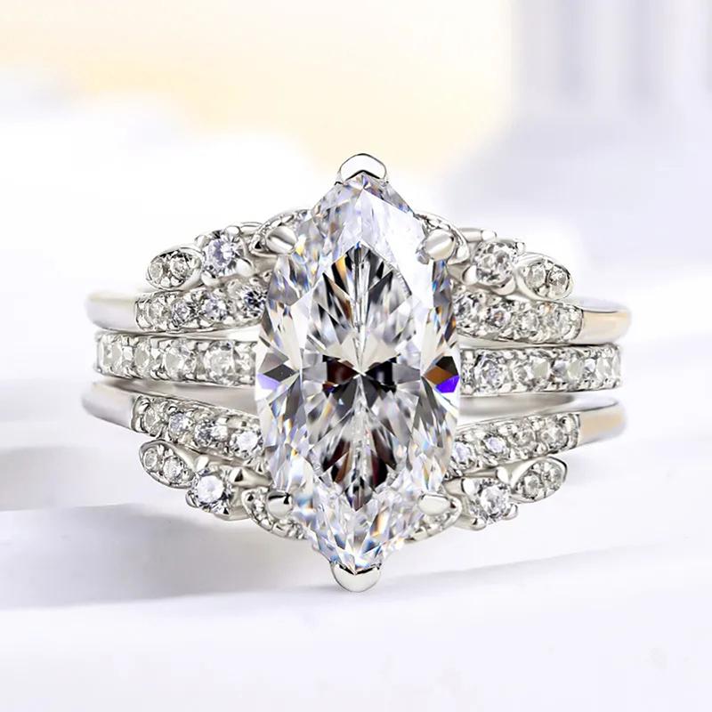 Huitan Marquise Cubic Zirconia Rings Set for Women 2-pieces Crystal Rings Luxury Trendy Wedding Band Accessories Modern Zircon