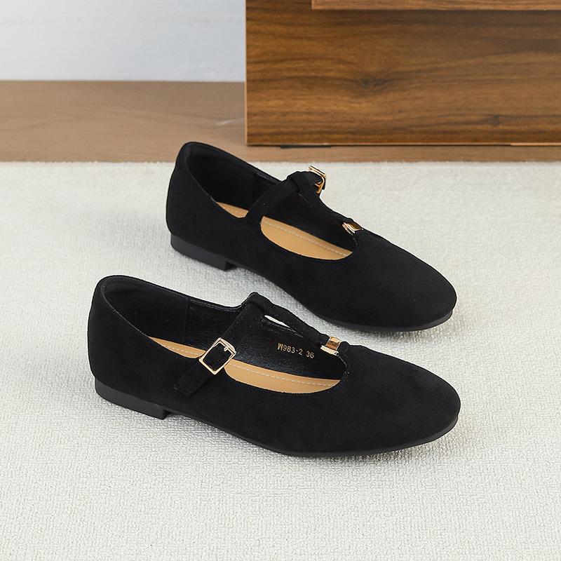 

W983-2 French 2025 autumn new shallow mouth single shoes French retro foreign style Korean version Dingzi single shoes women 35