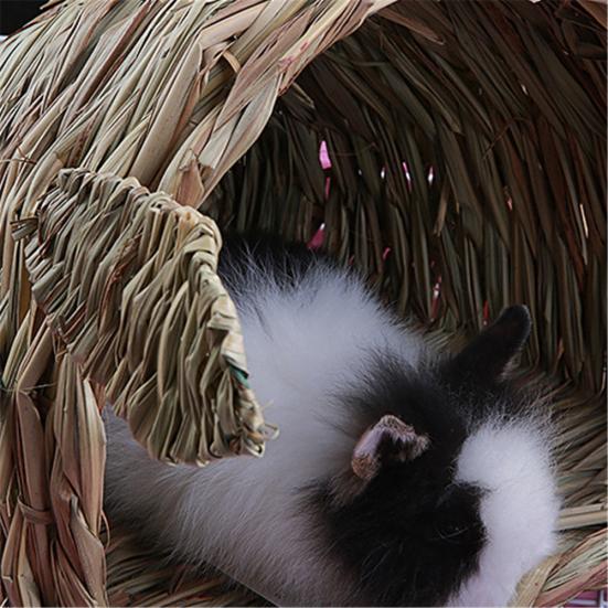 Woven Straw Pet Rabbit Hamster Guinea Pig Cage Nests House Toy Chinchilla Bed