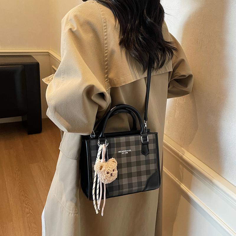 Beliebte strukturierte karierte tragbare Umhängetasche neue trendige vielseitige lässige kleine Tasche