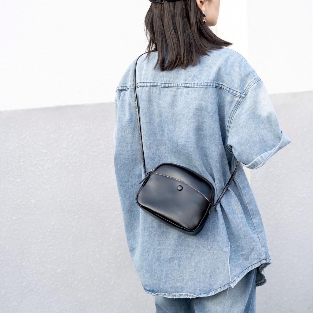 Spring and Summer Mobile Phone Bag Women's New Leather Soft Leather Bag Lightweight Casual Messenger Bag Fashionable Versatile Shoulder Bag