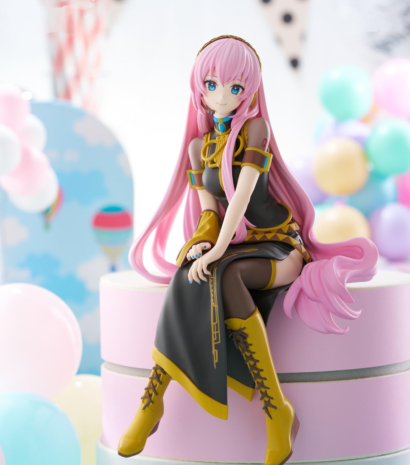 

Hatsune Miku Figure Megurine Luka Nust Noodle Stopper Figure