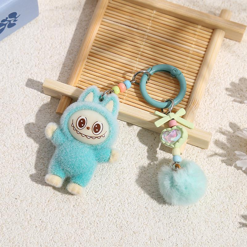 

Флокированный брелок-подвеска из ткани, маленькая плюшевая кукла, трендовая игрушка, студенческая пара, подвеска для сумки, цепочка для мобильного телефона 5.1*3.8