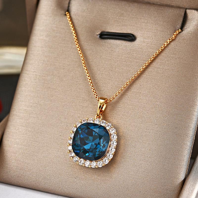 

Геометрическое квадратное колье на ключицу из австрийского хрусталя, стиль, высококлассные аксессуары в стиле легкой роскоши синий