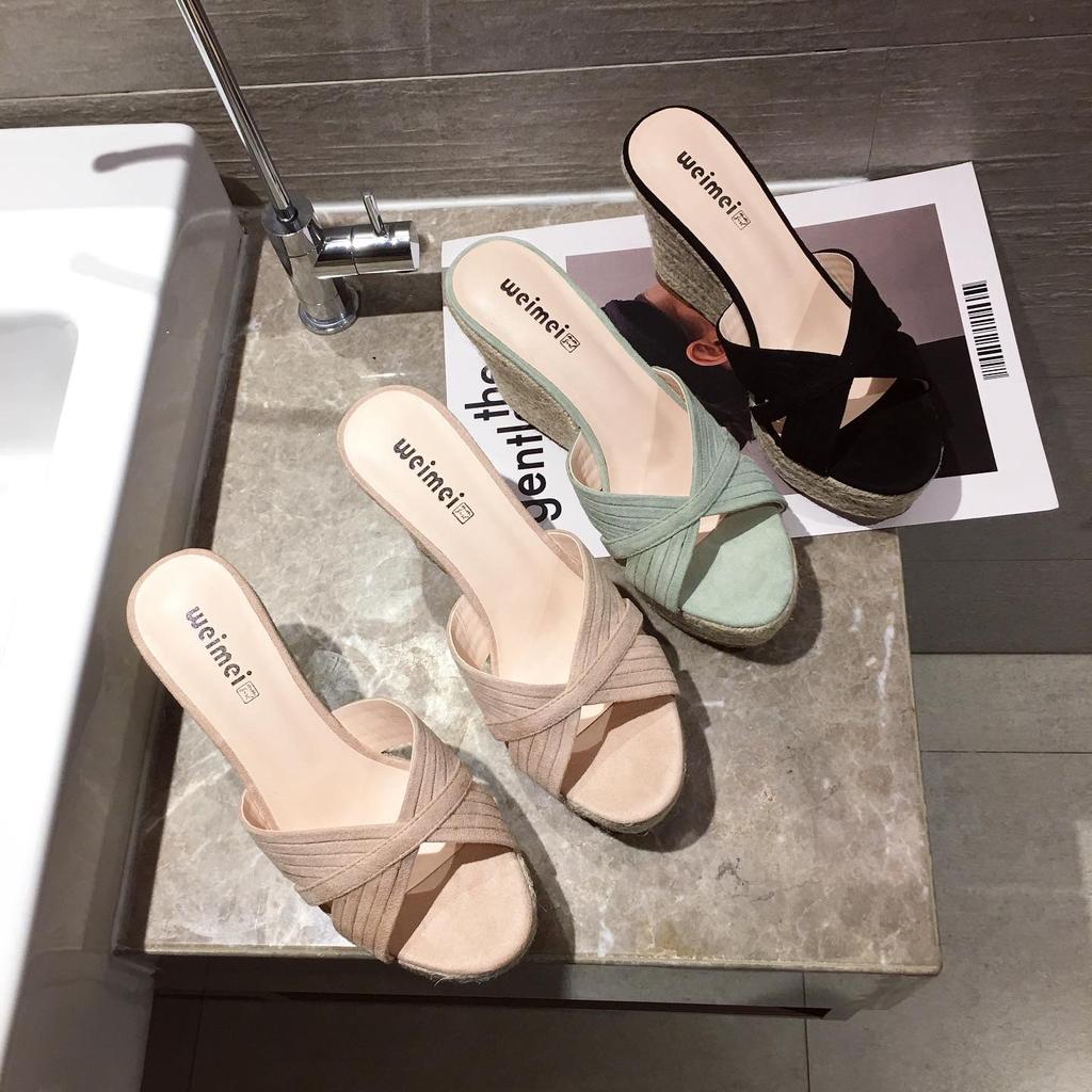 Fashion 10cm Wedge Heel Thick-Soled Fish-Mouth Sandals, High-Heeled Women'S Slippers, Straw Woven Sponge Cake Anti-Slip Beach Shoes