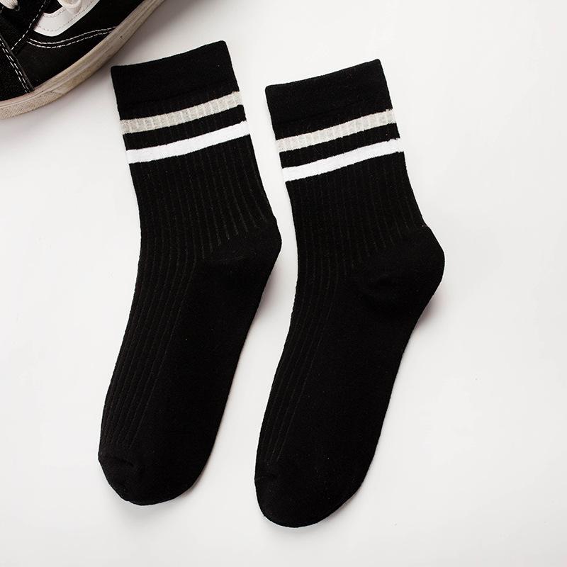 DOIAESKV Bomull Herrstrumpor Mode Nya Casual Andningsbara Aktiva Strumpor Hög Kvalitet Herr Enfärgade Långa Strumpor EU 39-44