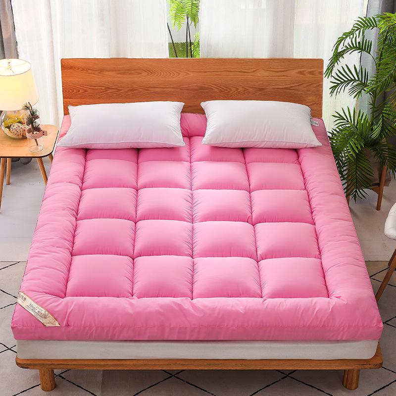 3D Feather Velvet and Lamb Wool Mattress Pad - Plush and Soft for Single or Double Mattresses