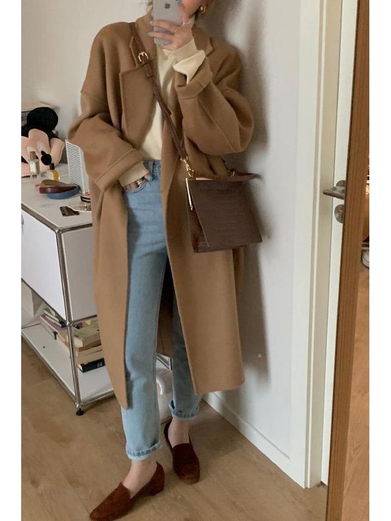 Women's Hepburn Style Korean Pink Wool Coat - Mid-Length, Autumn/Winter 2025 Collection, Petite Fit, High-End Feel