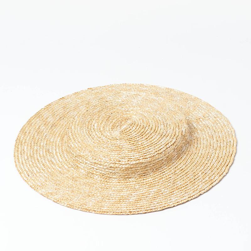 Spring and summer new light flat top detailed straw straw straw top hat fashionable and elegant concave shape decorative mini straw straw hat