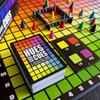HUES and CUES Lebhaftes Farbraten-Brettspiel für 3-10 Spieler ab 8 Jahren, Verbinde Hinweise und rate aus 480 Farbfeldern