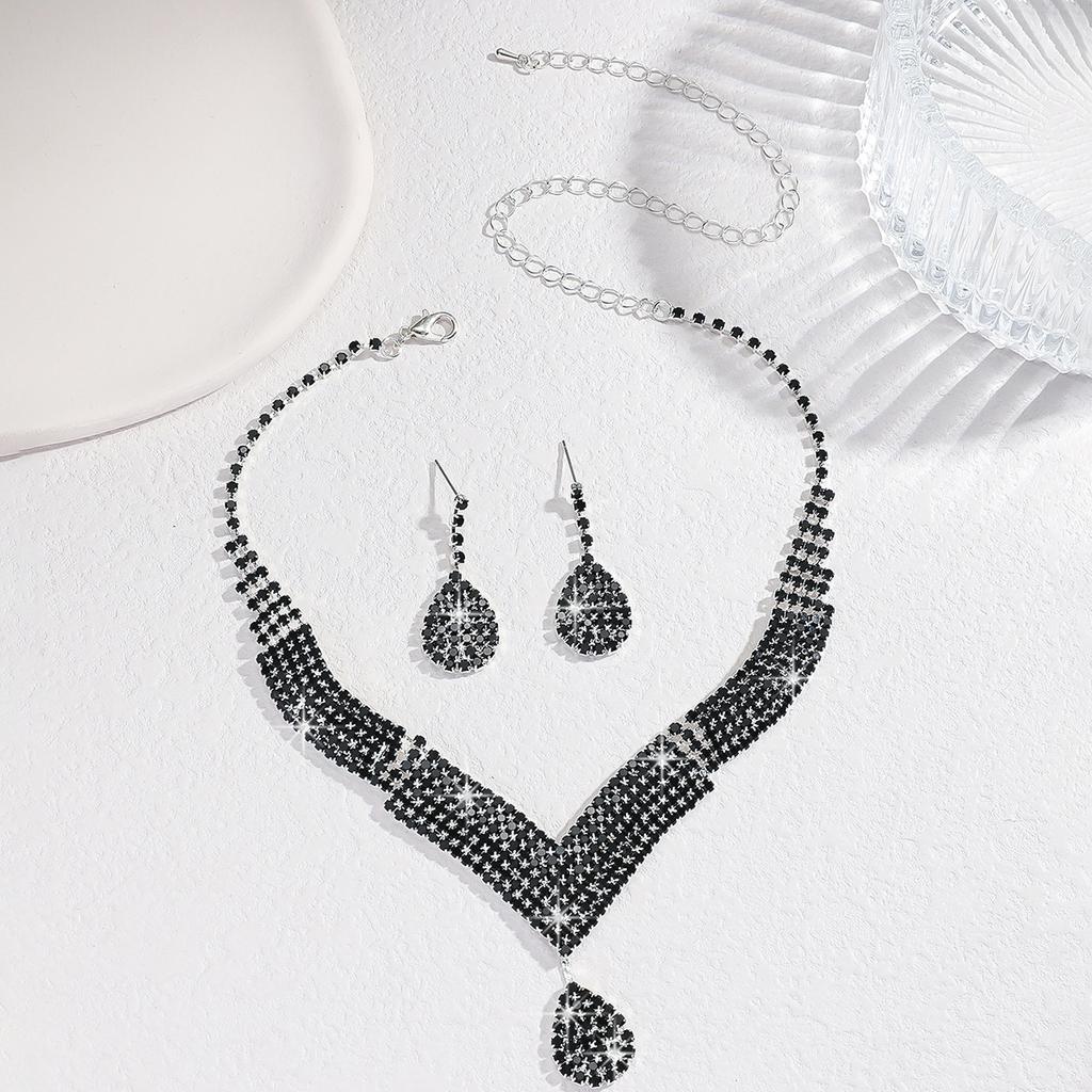 Full Of Diamonds, Water Droplets, Rhinestone Necklace, Earrings Set, Luxury And High-End Simple Bridal Jewelry.