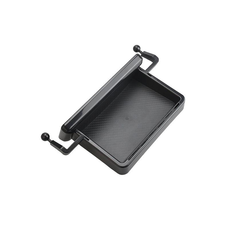 Aufbewahrungsbox für Changan Qiyuan A05 Armaturenbrett und Handyhalter hinter dem zentralen Bildschirm