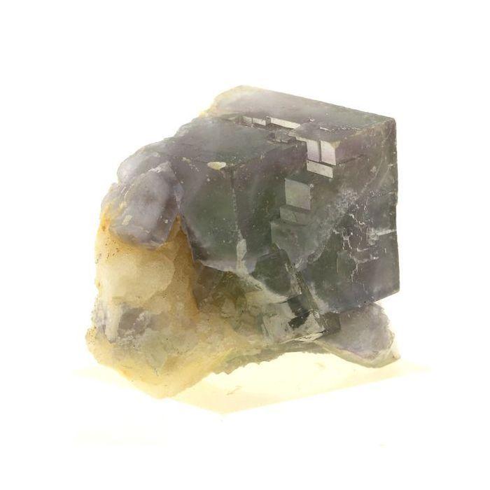 Pierres et Minéraux. Fluorite. 264.0 ct. Mine d'Avellan, Var, France.