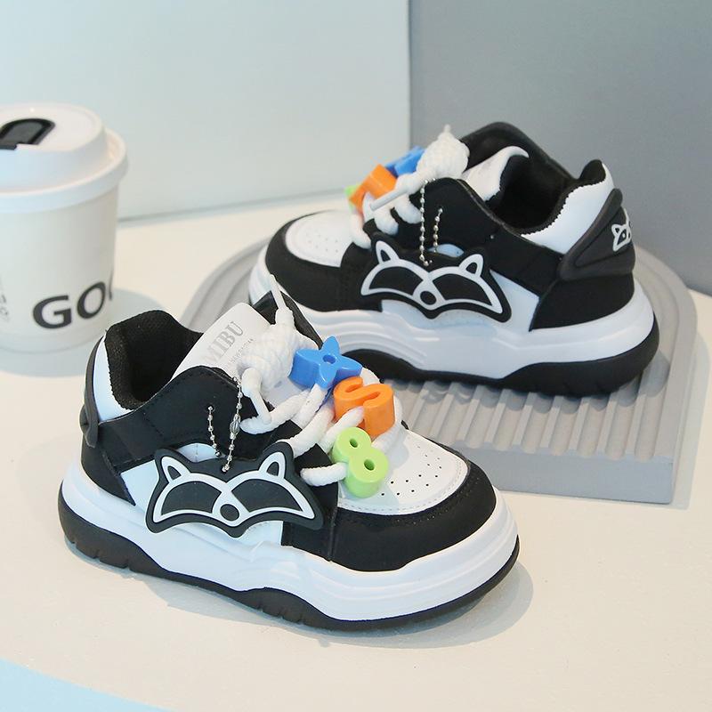 Children's sports shoes 2025 spring and autumn new boys' little white shoes cartoon girls' casual board shoes soft-soled baby shoes