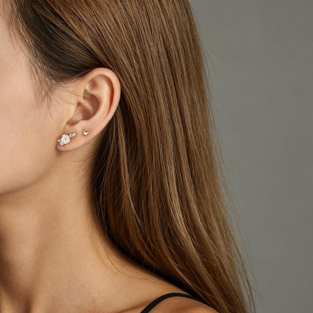 Damila in Stock 925 Silver 18K Gold Plated Plant Design Series Flower Butterfly Leave Stud Earrings for Women Gift