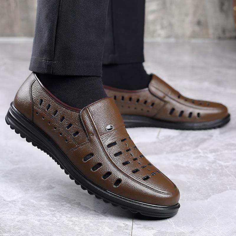 Fashion Summer Hollow Soft Sole Leather Men's Loafers Designer New Fashion British Style Man Dress Shoes Zapatillas Hombre