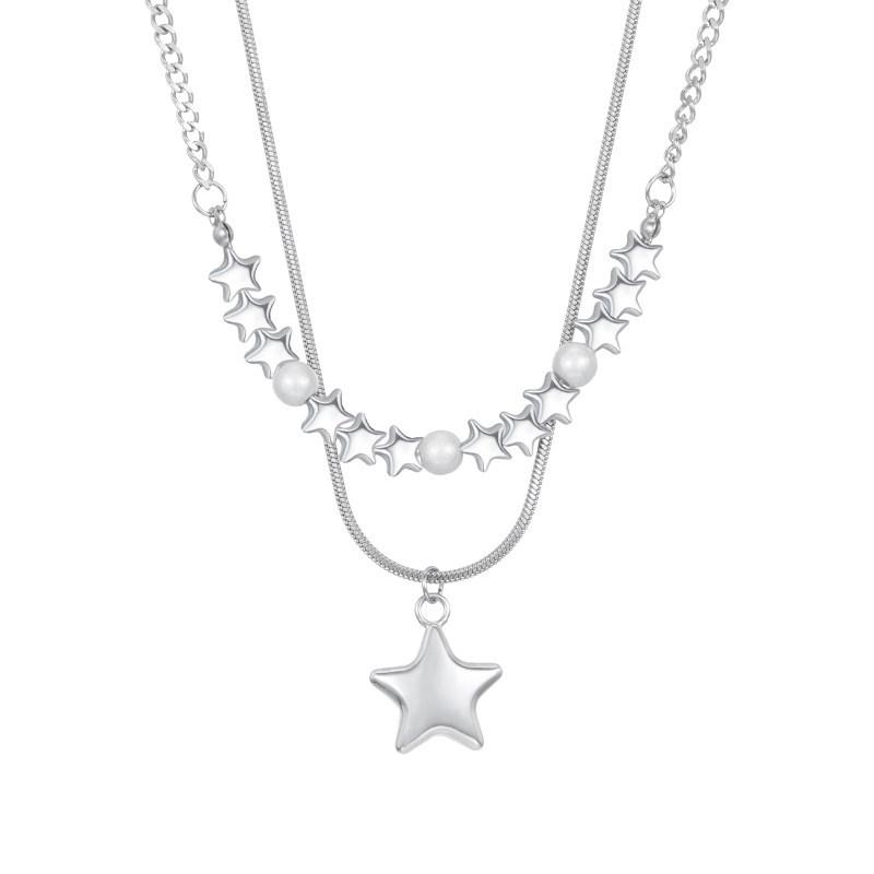 Double Layer Star Pendant Necklace - Women's Niche Luxury, Sweet & Cool Style, High-End Jewelry Accessory.